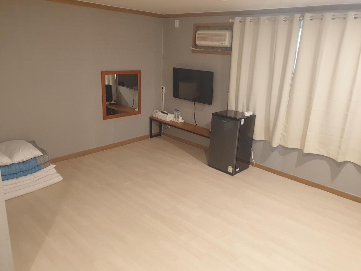 Seorak Hot Spring Mammoth Resotel ซกโช ภายนอก รูปภาพ
