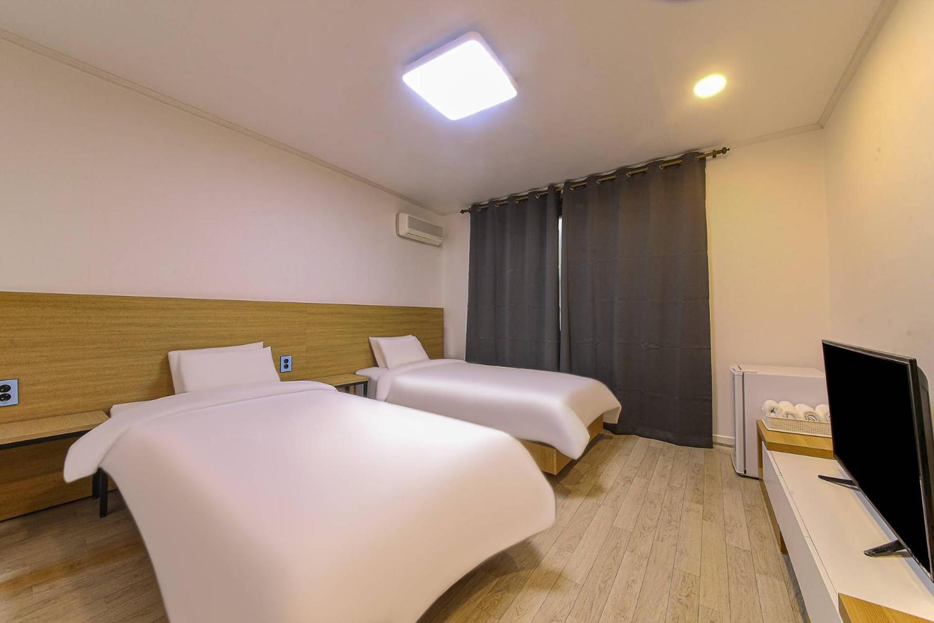 Seorak Hot Spring Mammoth Resotel ซกโช ภายนอก รูปภาพ