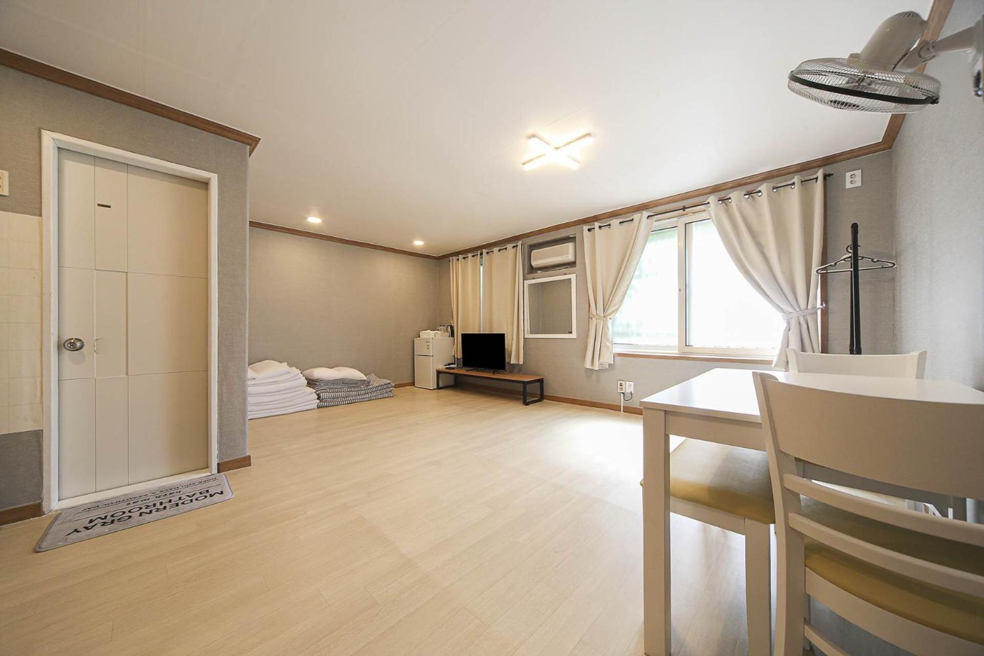 Seorak Hot Spring Mammoth Resotel ซกโช ภายนอก รูปภาพ